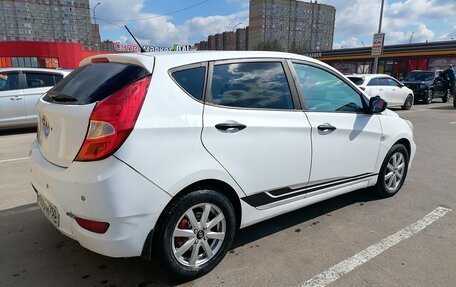 Hyundai Solaris II рестайлинг, 2013 год, 2 фотография