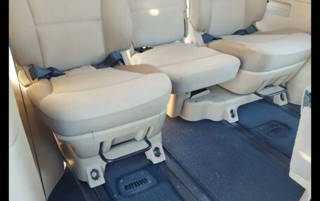 Hyundai Grand Starex Grand Starex I рестайлинг 2, 2008 год, 1 499 000 рублей, 13 фотография