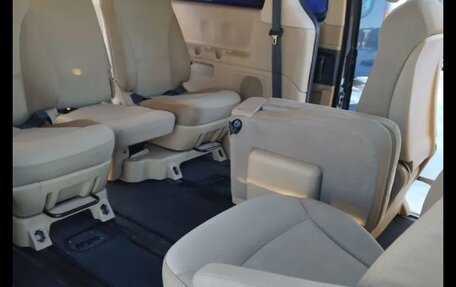 Hyundai Grand Starex Grand Starex I рестайлинг 2, 2008 год, 1 499 000 рублей, 12 фотография
