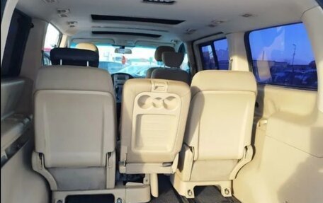 Hyundai Grand Starex Grand Starex I рестайлинг 2, 2008 год, 1 499 000 рублей, 7 фотография