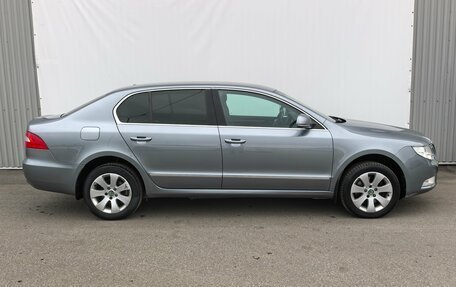 Skoda Superb III рестайлинг, 2012 год, 1 150 000 рублей, 4 фотография
