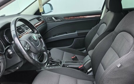 Skoda Superb III рестайлинг, 2012 год, 1 150 000 рублей, 9 фотография