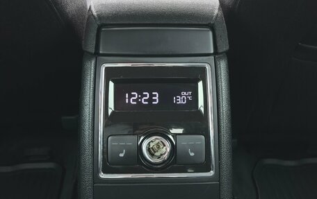 Skoda Superb III рестайлинг, 2012 год, 1 150 000 рублей, 18 фотография