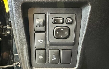 Toyota Land Cruiser Prado 150 рестайлинг 2, 2012 год, 2 299 000 рублей, 19 фотография