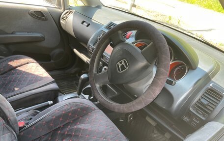Honda Fit III, 2001 год, 245 000 рублей, 1 фотография