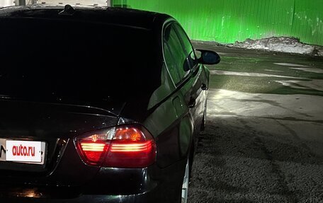 BMW 3 серия, 2005 год, 700 000 рублей, 2 фотография