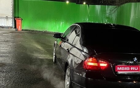 BMW 3 серия, 2005 год, 700 000 рублей, 3 фотография