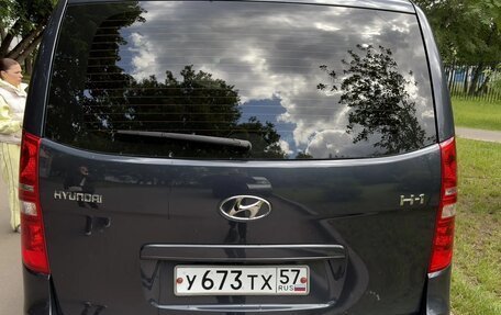 Hyundai H-1 II рестайлинг, 2017 год, 3 300 000 рублей, 6 фотография