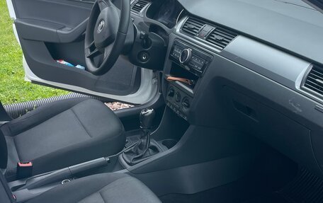Skoda Rapid I, 2017 год, 690 000 рублей, 12 фотография