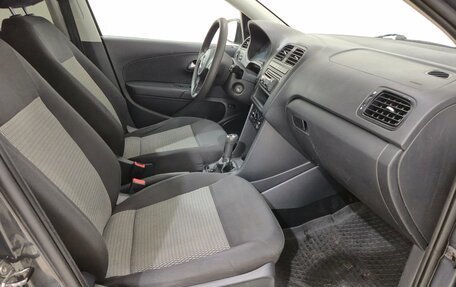 Volkswagen Polo VI (EU Market), 2012 год, 575 000 рублей, 16 фотография