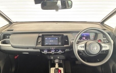 Honda Fit, 2022 год, 1 080 000 рублей, 8 фотография