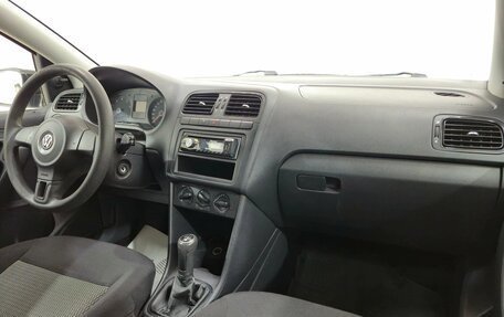 Volkswagen Polo VI (EU Market), 2012 год, 575 000 рублей, 15 фотография