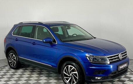 Volkswagen Tiguan II, 2018 год, 2 590 000 рублей, 3 фотография