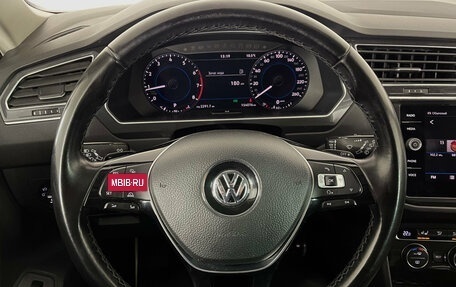 Volkswagen Tiguan II, 2018 год, 2 590 000 рублей, 14 фотография