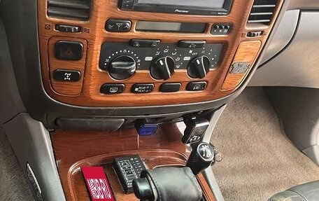 Toyota Land Cruiser 100 рестайлинг 2, 2001 год, 1 200 000 рублей, 9 фотография