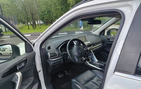 Mitsubishi Eclipse Cross, 2018 год, 2 200 000 рублей, 10 фотография