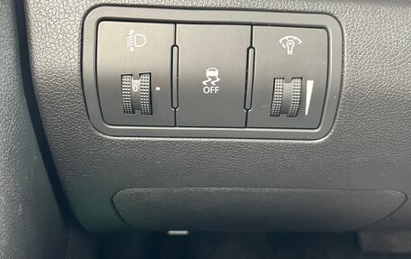 Hyundai Solaris II рестайлинг, 2011 год, 980 000 рублей, 17 фотография