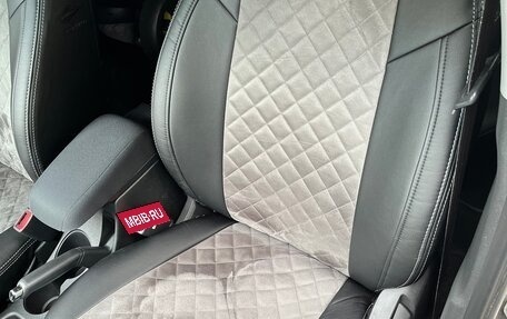 Hyundai Solaris II рестайлинг, 2011 год, 980 000 рублей, 13 фотография