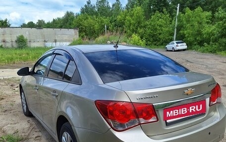 Chevrolet Cruze II, 2011 год, 460 000 рублей, 3 фотография