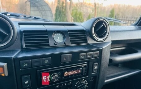 Land Rover Defender I, 2007 год, 2 800 000 рублей, 18 фотография