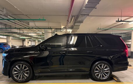 Cadillac Escalade V, 2022 год, 13 700 000 рублей, 4 фотография