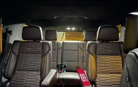 Cadillac Escalade V, 2022 год, 13 700 000 рублей, 15 фотография