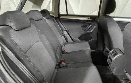 Volkswagen Tiguan II, 2021 год, 2 393 000 рублей, 14 фотография