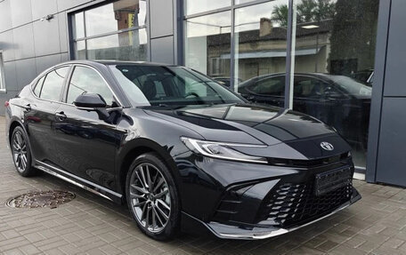 Toyota Camry, 2025 год, 4 440 000 рублей, 3 фотография