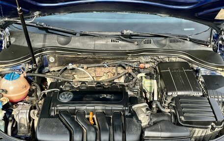 Volkswagen Passat B6, 2005 год, 668 000 рублей, 40 фотография