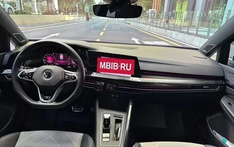 Volkswagen Golf VIII, 2021 год, 1 260 000 рублей, 6 фотография