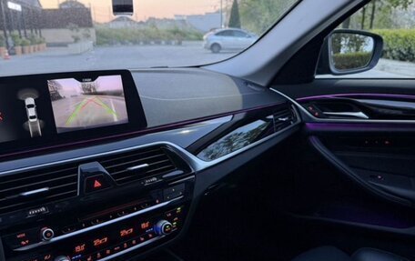 BMW 5 серия, 2017 год, 3 620 000 рублей, 27 фотография