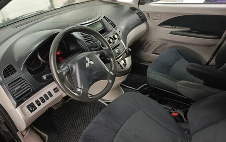 Mitsubishi Grandis, 2007 год, 850 000 рублей, 9 фотография