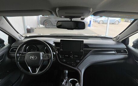 Toyota Camry, 2021 год, 3 249 000 рублей, 9 фотография