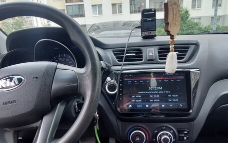 KIA Rio III рестайлинг, 2013 год, 1 190 000 рублей, 12 фотография
