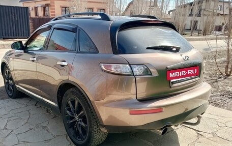 Infiniti FX I, 2007 год, 850 000 рублей, 3 фотография