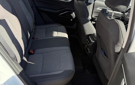 Geely Emgrand, 2024 год, 1 330 000 рублей, 15 фотография