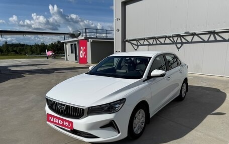 Geely Emgrand, 2024 год, 1 330 000 рублей, 9 фотография