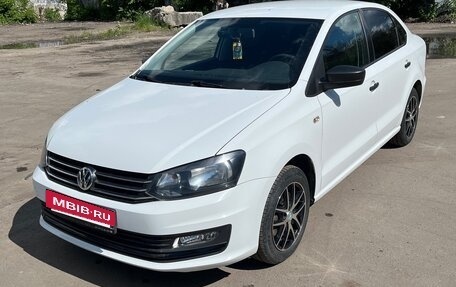 Volkswagen Polo VI (EU Market), 2017 год, 1 290 000 рублей, 2 фотография