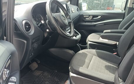 Mercedes-Benz Vito, 2019 год, 3 000 000 рублей, 2 фотография