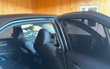 Toyota Camry, 2023 год, 3 290 000 рублей, 5 фотография