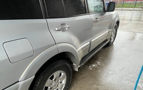 Mitsubishi Pajero III рестайлинг, 2004 год, 825 000 рублей, 3 фотография