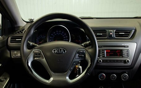 KIA Rio III рестайлинг, 2015 год, 1 055 000 рублей, 20 фотография