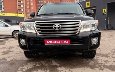 Toyota Land Cruiser 200, 2012 год, 3 100 000 рублей, 1 фотография