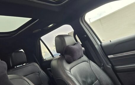 Ford Explorer VI, 2017 год, 2 500 000 рублей, 9 фотография