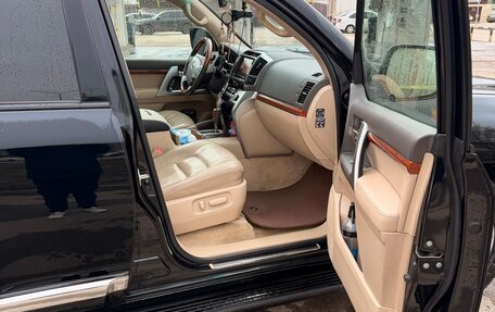 Toyota Land Cruiser 200, 2012 год, 3 100 000 рублей, 8 фотография