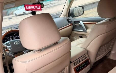 Toyota Land Cruiser 200, 2012 год, 3 100 000 рублей, 5 фотография