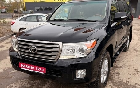 Toyota Land Cruiser 200, 2012 год, 3 100 000 рублей, 12 фотография
