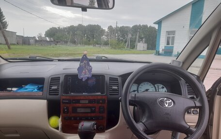 Toyota Corolla Spacio II, 2002 год, 570 000 рублей, 7 фотография