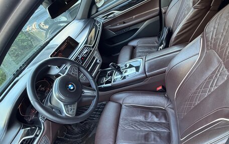 BMW 7 серия, 2019 год, 5 500 000 рублей, 8 фотография