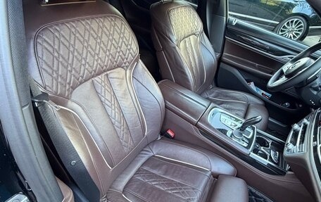 BMW 7 серия, 2019 год, 5 500 000 рублей, 14 фотография